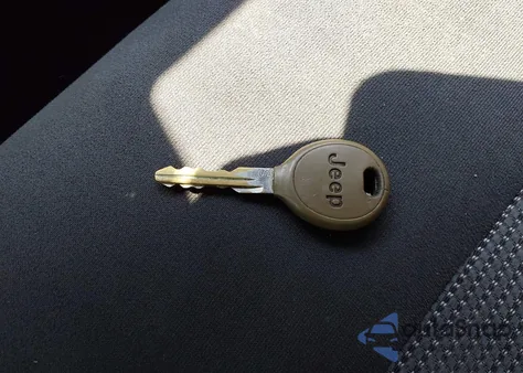 2016 Jeep Patriot Sport из США, поврежденный, VIN 1C4NJPBA1GD715888